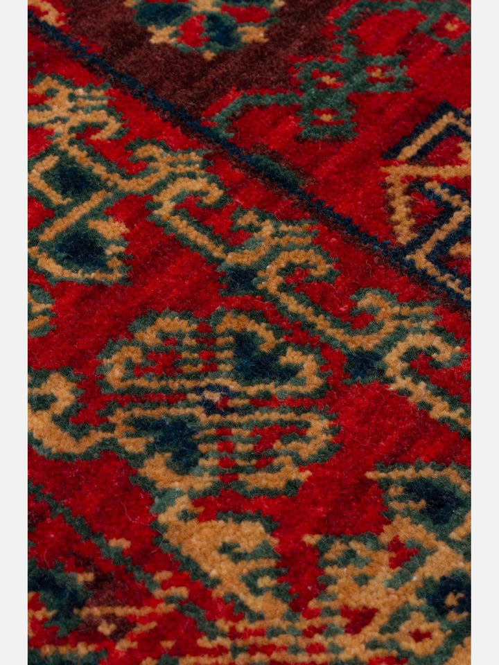 Göbeklitepe Serisi Anadolu Motiflerine Sahip %100 Yeni Zelanda Yünü ile Üretilen El Emeği Kara Tezgah Halı 06VIOLV - Carpetdocia