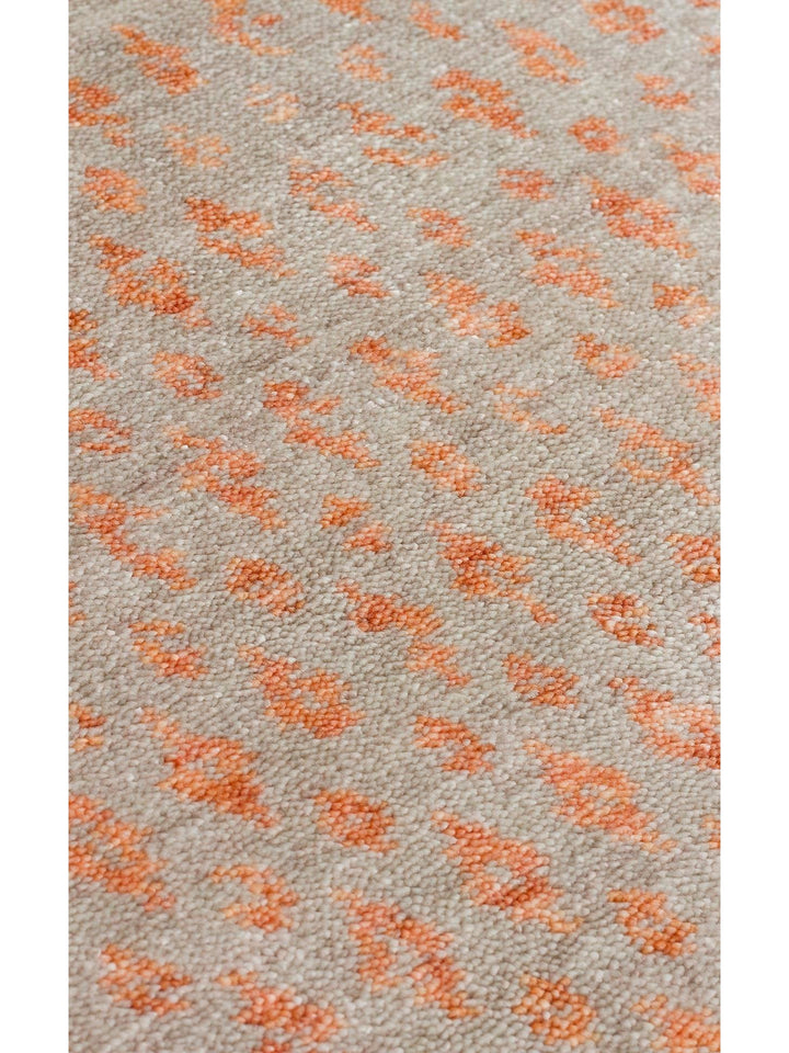 Oushak Carnaval 100% Natural Easy to Clean Handmade TENCEL™ Modern Uşak Carpet 15 BEIGE AUTUMN