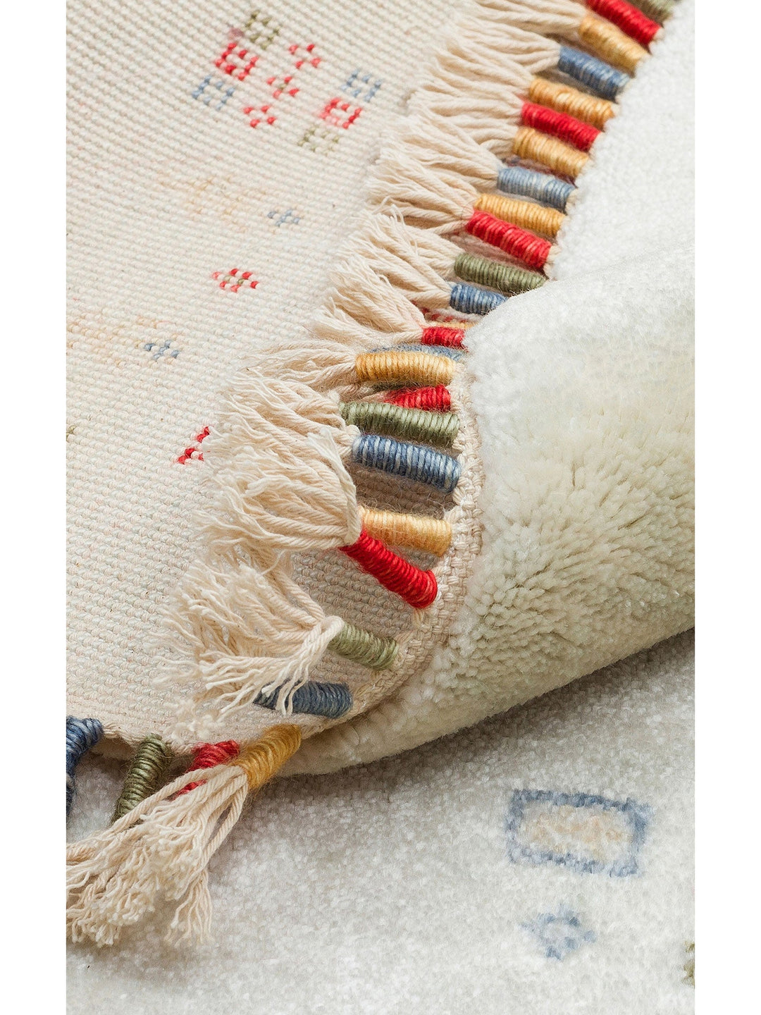 Oushak Carnaval %100 Naturel Kolay Temizlenir El Emeğiyle Üretilen TENCEL™ Yuvarlak Uşak Halısı 06 BEIGE Q - Carpetdocia