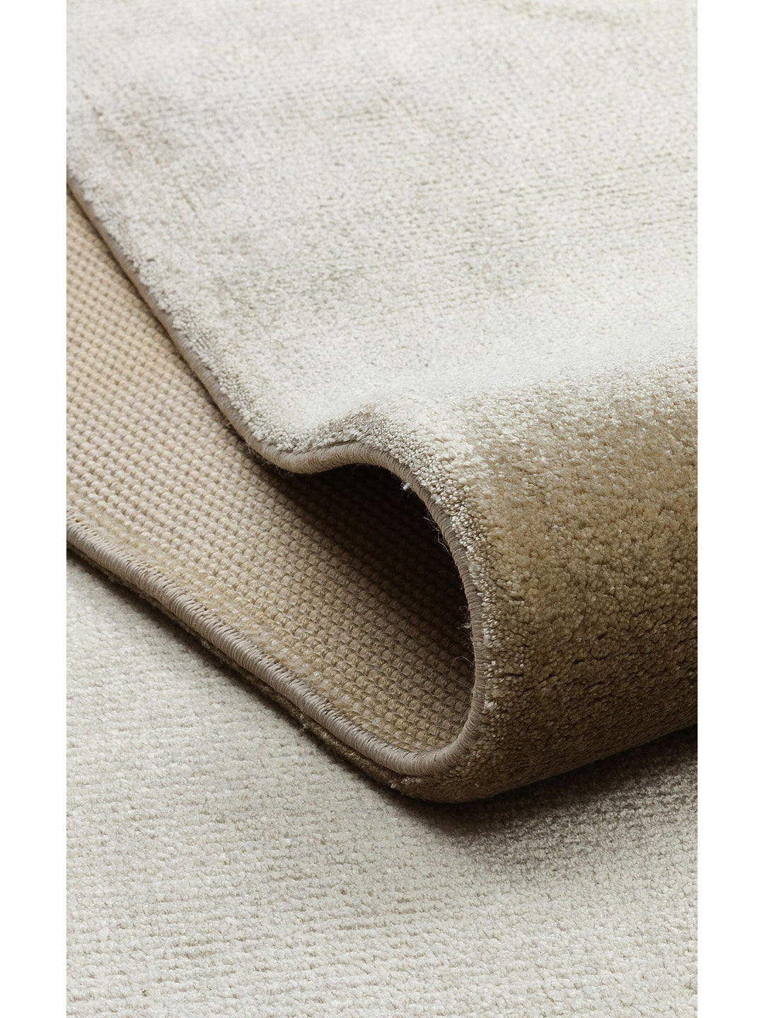 Oushak Plain %100 Naturel Düz Renk El Emeğiyle Özel Tezgahlarda Üretilen Viskon Uşak Halısı PLNLAT - Carpetdocia