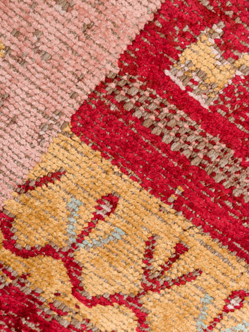 Ruggadocia Kaşkuli Lori Tribal Desenli Halı Pudra detay